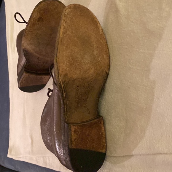 Frye tie up ankle bootie size 6.5 - Picture 3 of 6